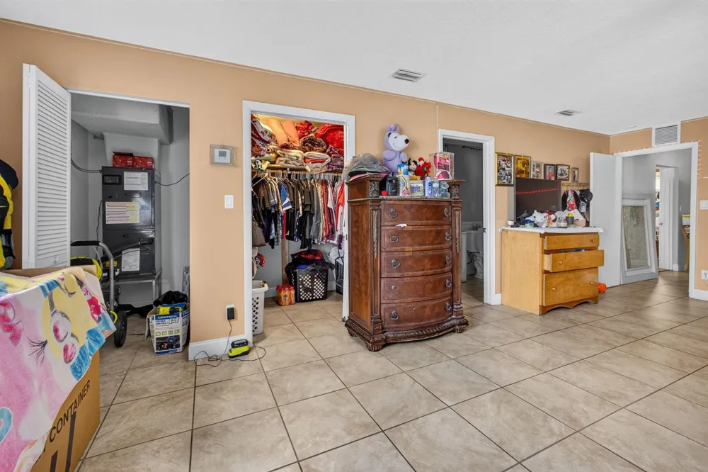 3408 Avenue H W West Palm Beach, FL 33404