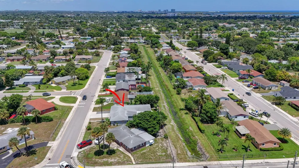 3408 Avenue H W West Palm Beach, FL 33404
