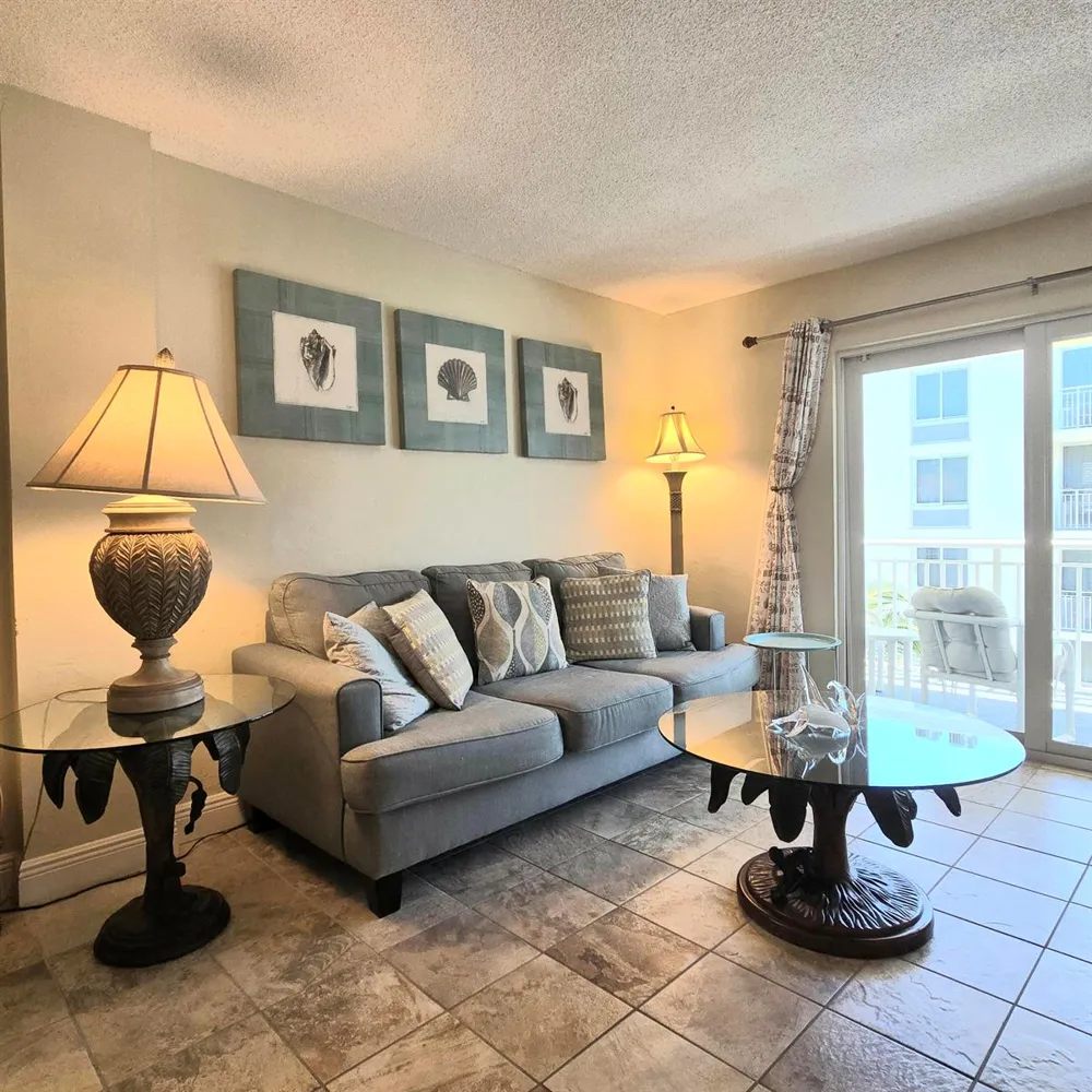 1161 Hillsboro Mile #506 Hillsboro Beach, FL 33062