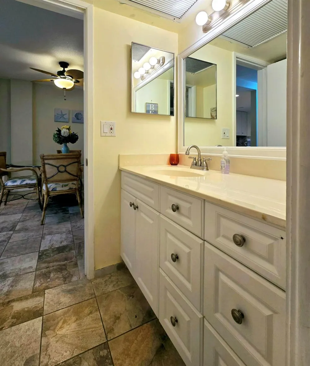 1161 Hillsboro Mile #506 Hillsboro Beach, FL 33062