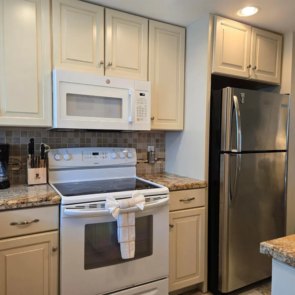 1161 Hillsboro Mile #506 Hillsboro Beach, FL 33062