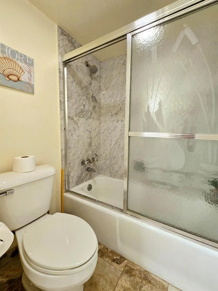 1161 Hillsboro Mile #506 Hillsboro Beach, FL 33062