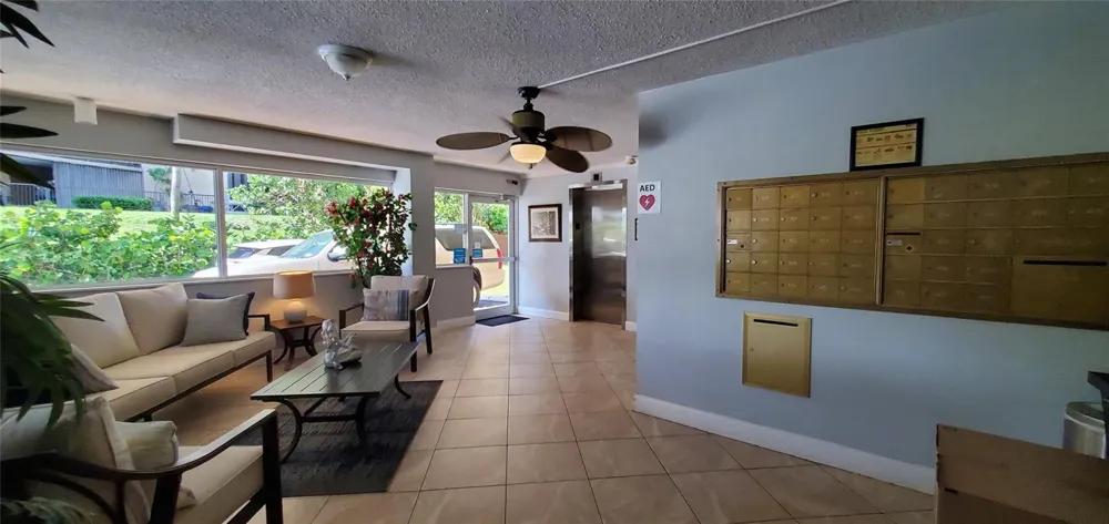 1161 Hillsboro Mile #506 Hillsboro Beach, FL 33062