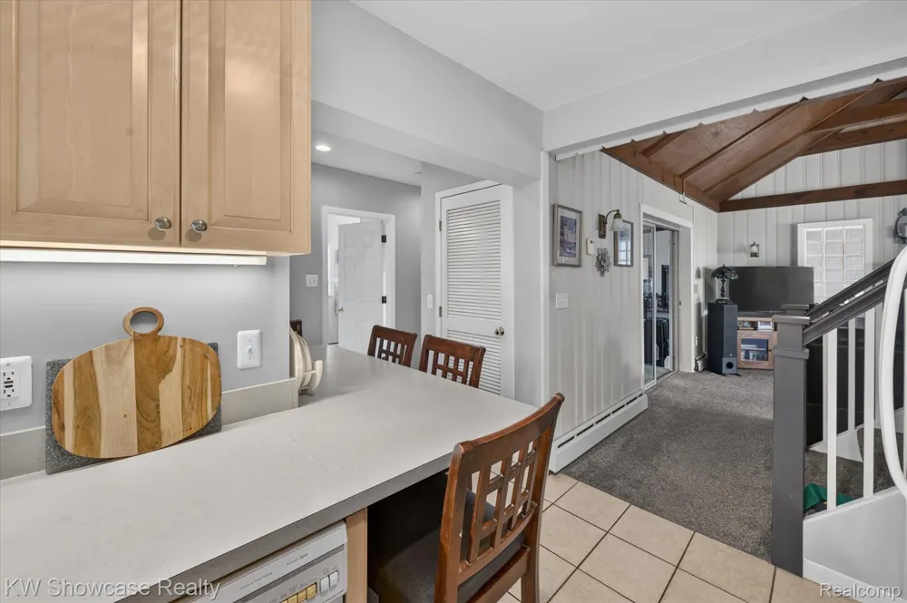 923 Sarena Avenue Waterford Charter Township, MI 48327
