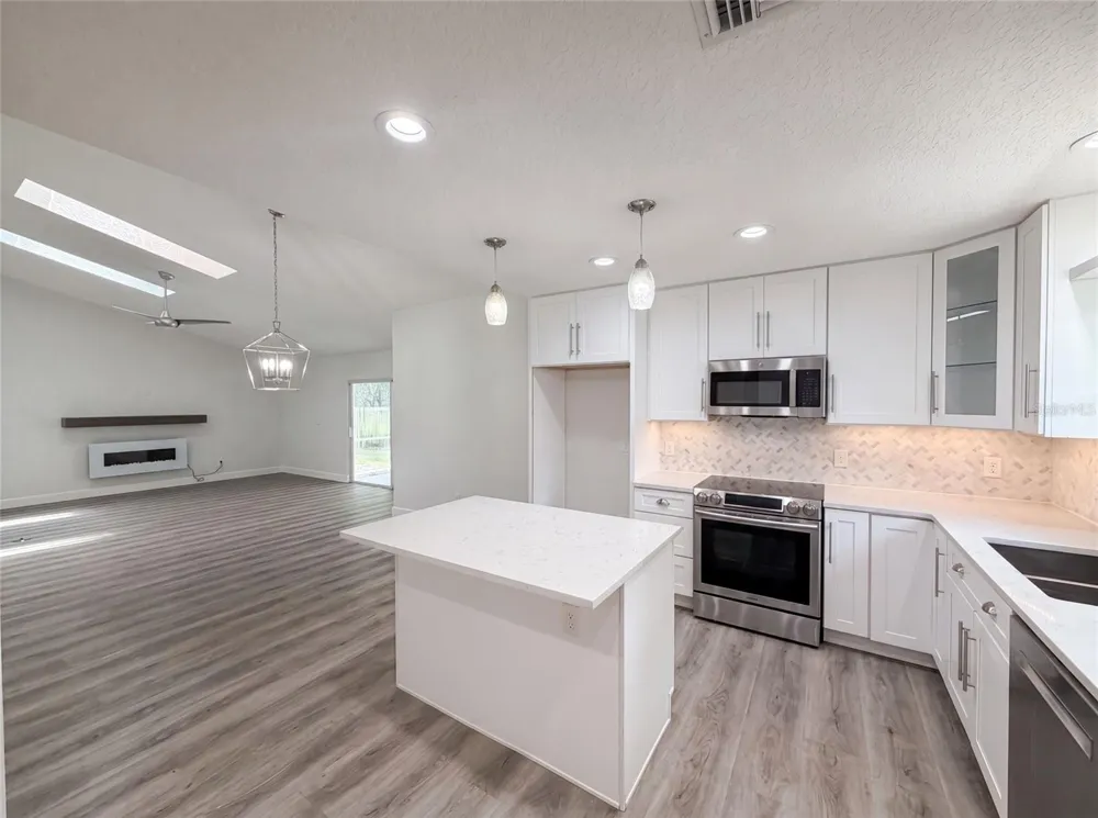 1340 SASSAFRAS AVENUE Altamonte Springs, FL 32714