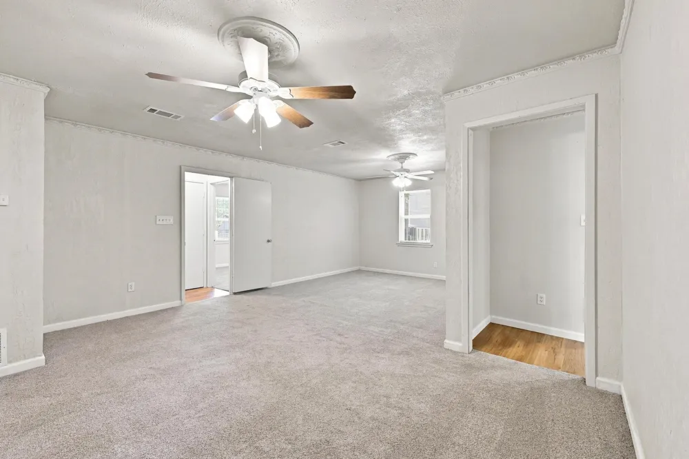 117 Leslie Street Bonham, TX 75418