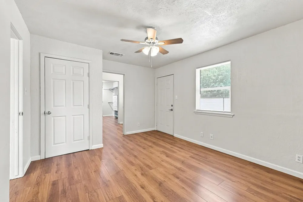 117 Leslie Street Bonham, TX 75418