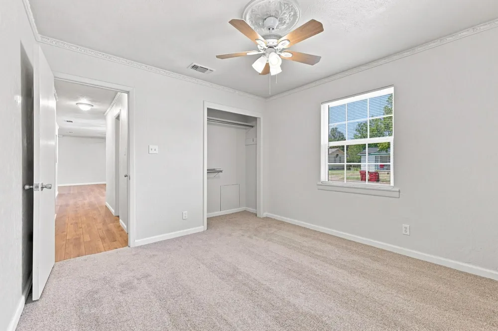 117 Leslie Street Bonham, TX 75418