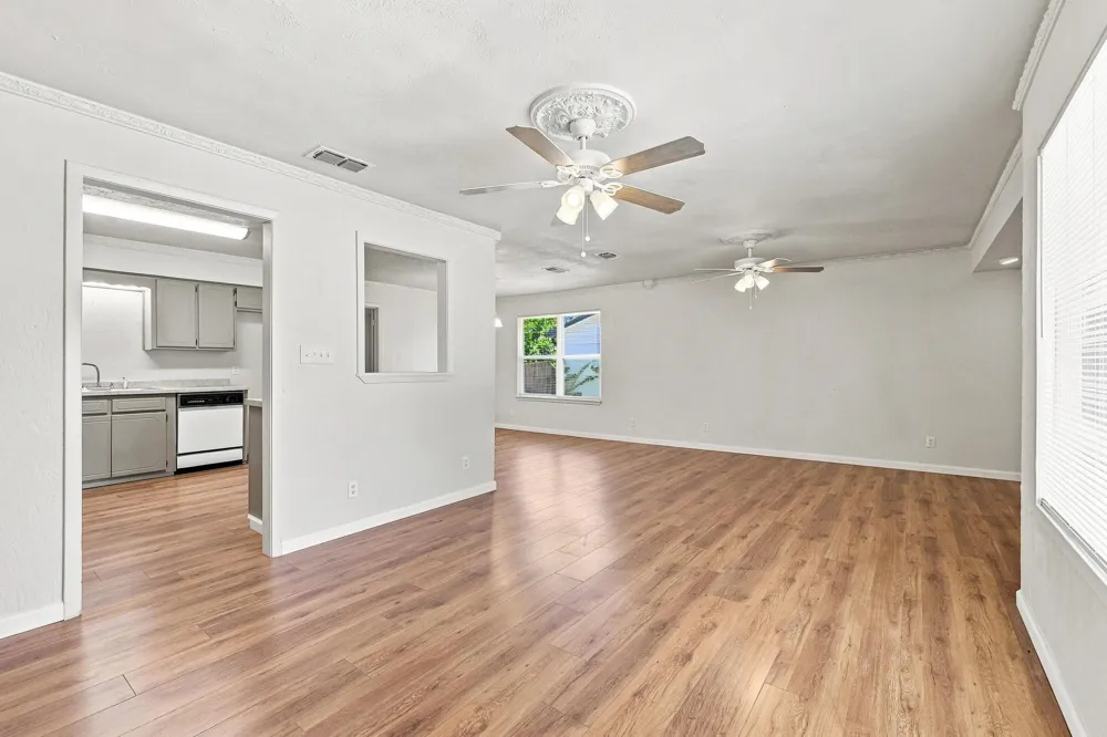 117 Leslie Street Bonham, TX 75418