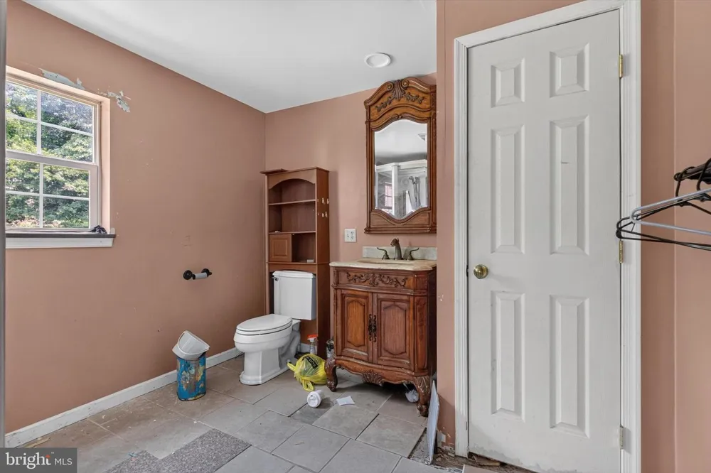 204 WALNUT STREET Wiconisco, PA 17097