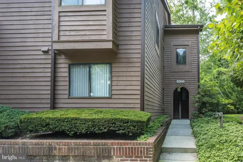 5366 SMOOTH MEADOW WAY #1