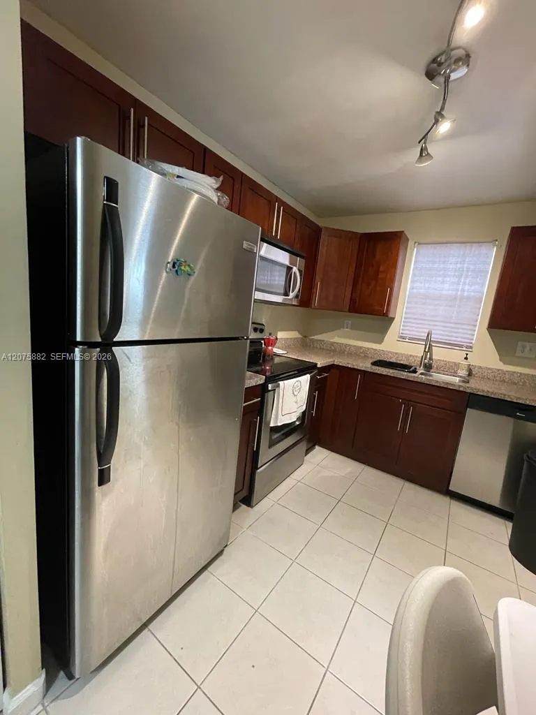 4167 NW 90th Ave #101 Coral Springs, FL 33065