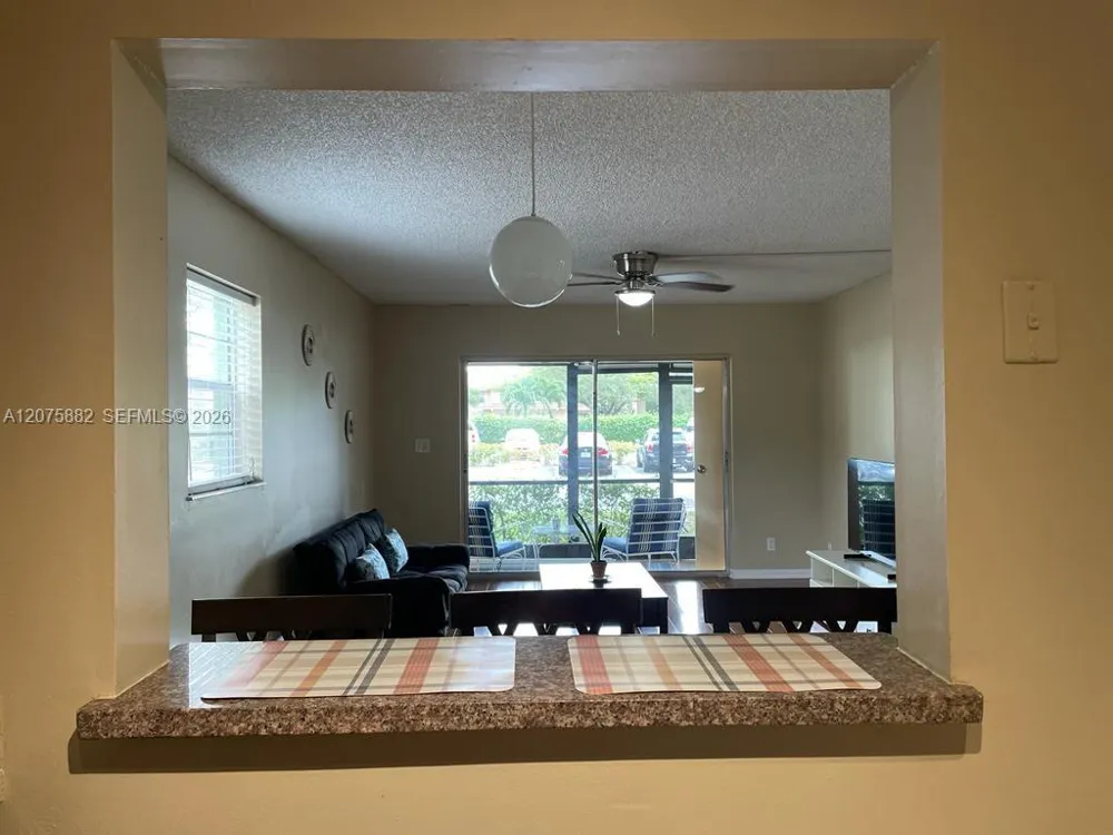 4167 NW 90th Ave #101 Coral Springs, FL 33065