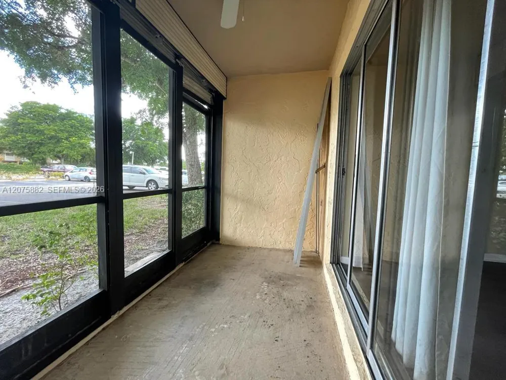 4167 NW 90th Ave #101 Coral Springs, FL 33065