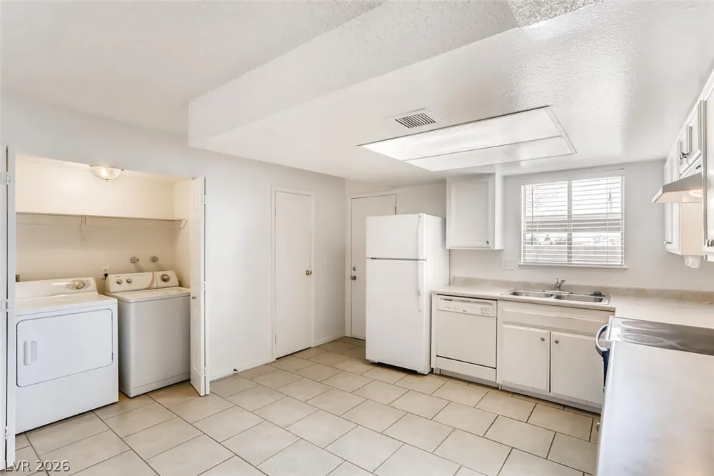 6227 Washington Avenue Las Vegas, NV 89107