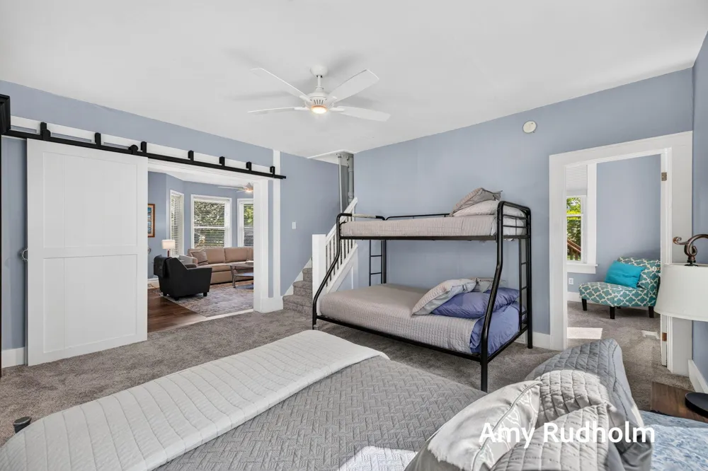 532 Jackson Avenue Grand Haven City, MI 49417