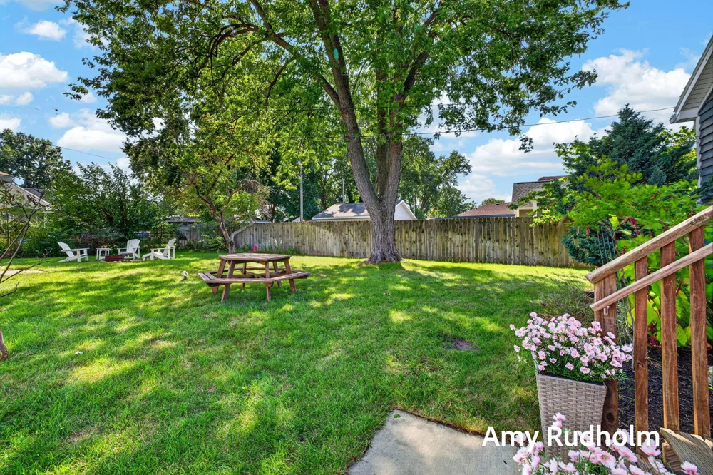 532 Jackson Avenue Grand Haven City, MI 49417