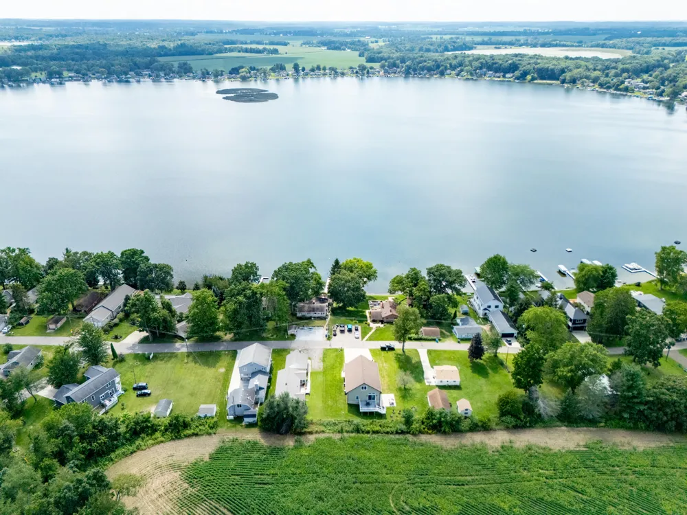 32144 Chamberlin Drive Porter Township, MI 49065