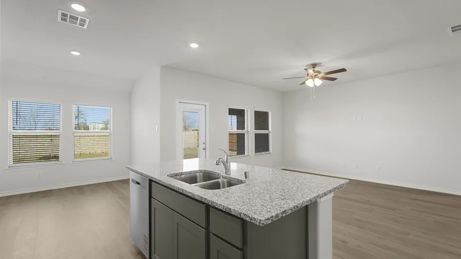 644 Lakepointe Boulevard Lavon, TX 75166