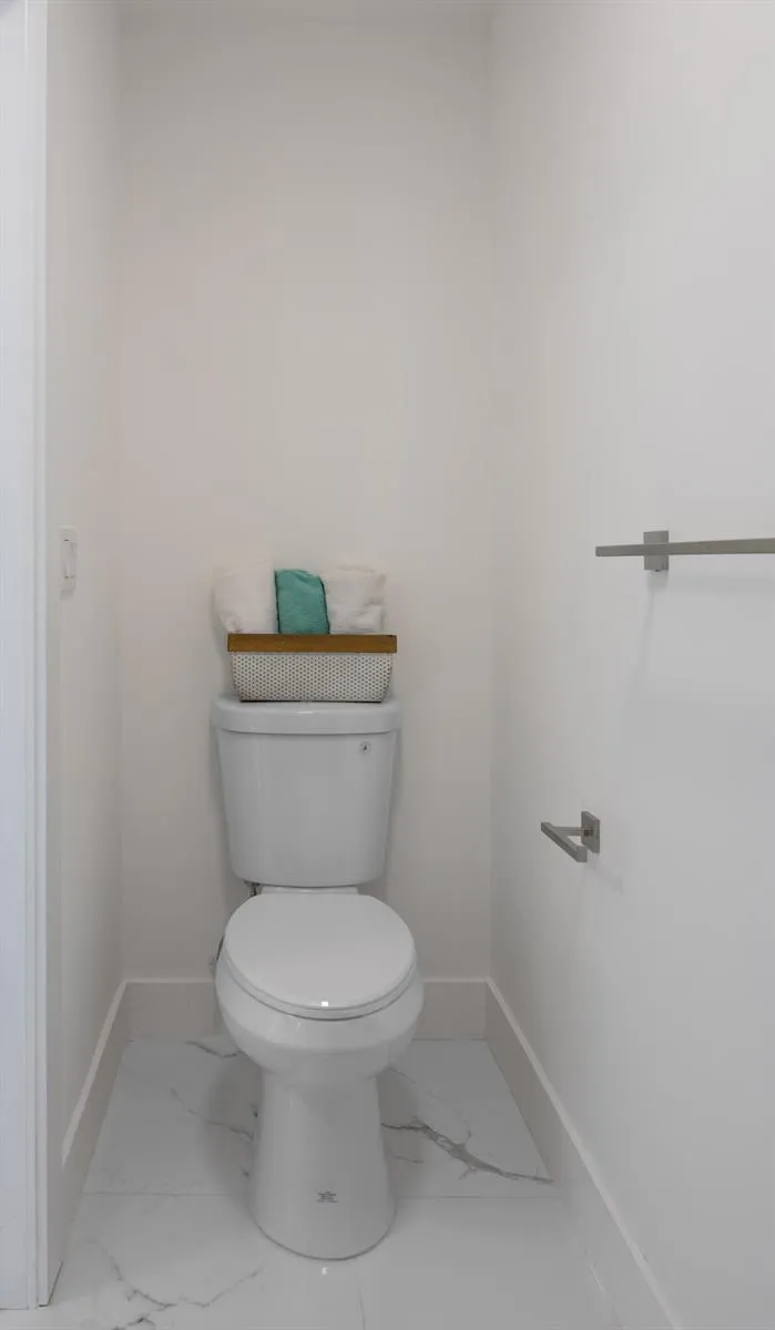 215 Evergreen Drive West Palm Beach, FL 33403