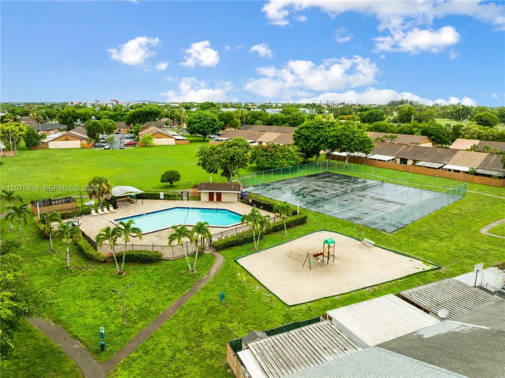 6711 NW 193rd Ter #6711 Hialeah, FL 33015