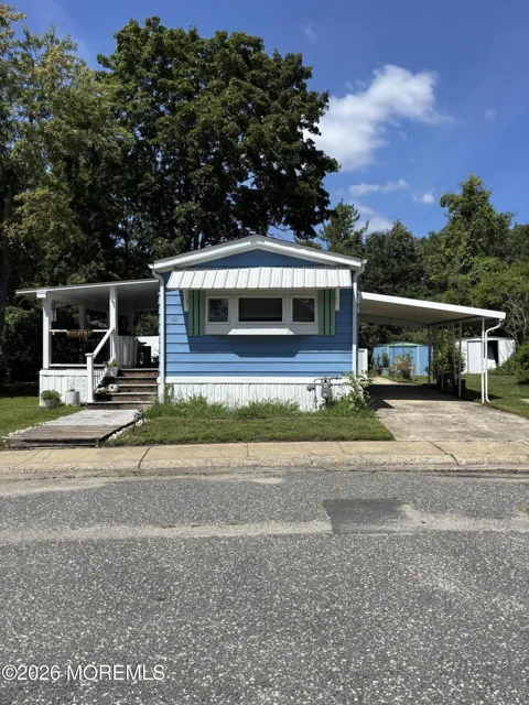 42 Douglas Drive