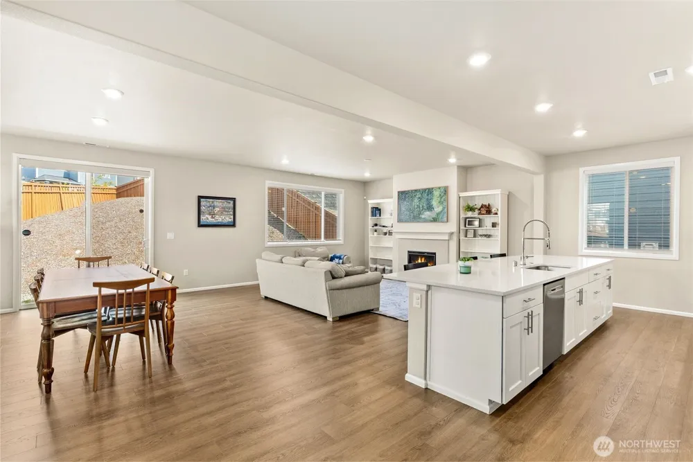 14825 TYEE DRIVE E Bonney Lake, WA 98391