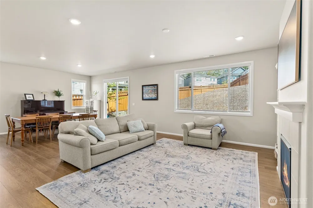 14825 TYEE DRIVE E Bonney Lake, WA 98391