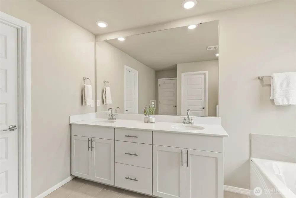 14825 TYEE DRIVE E Bonney Lake, WA 98391