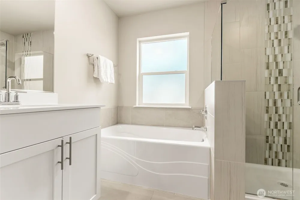 14825 TYEE DRIVE E Bonney Lake, WA 98391