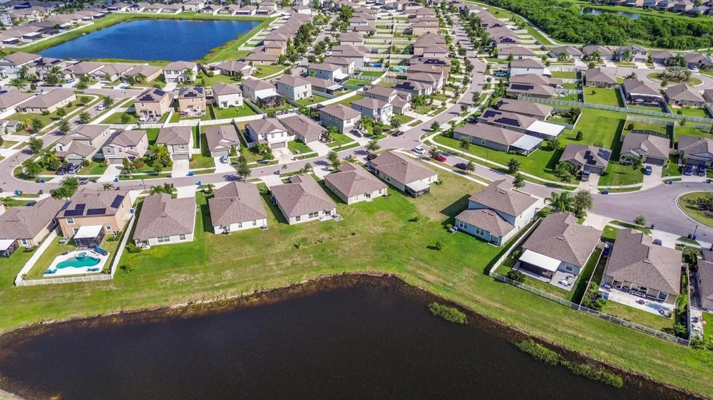 9728 CHANNING HILL DRIVE Ruskin, FL 33573