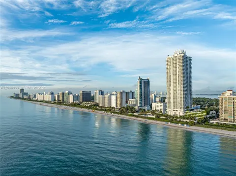 6365 Collins Ave #805