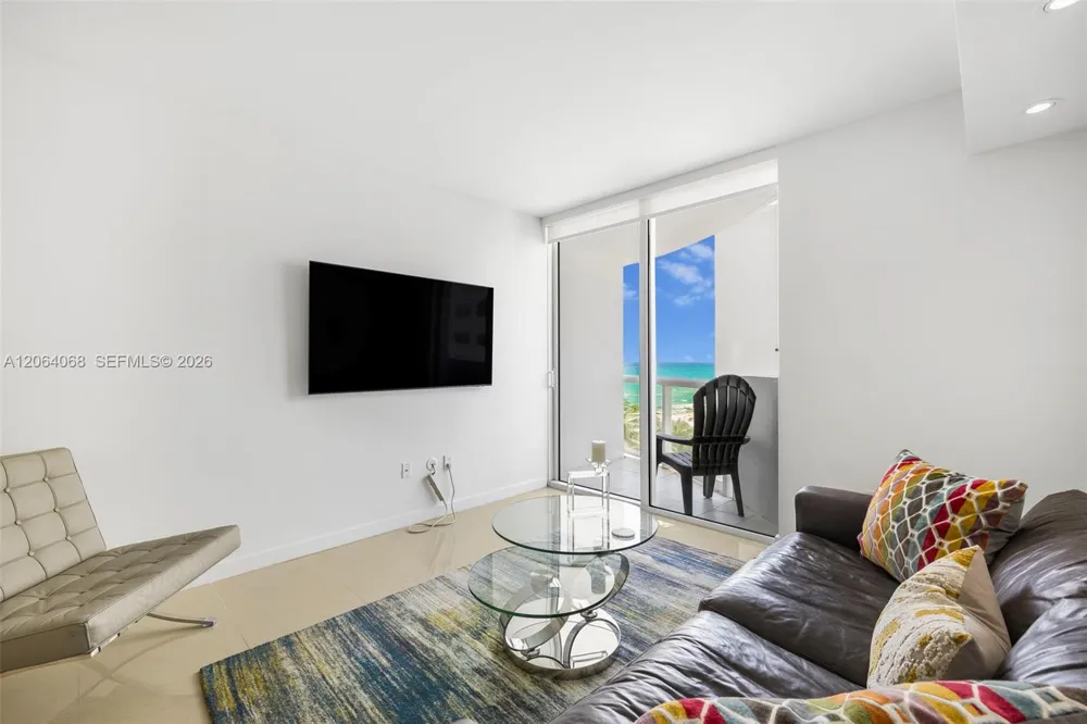 6365 Collins Ave #805 Miami Beach, FL 33141