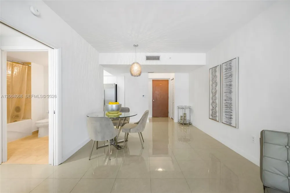 6365 Collins Ave #805 Miami Beach, FL 33141