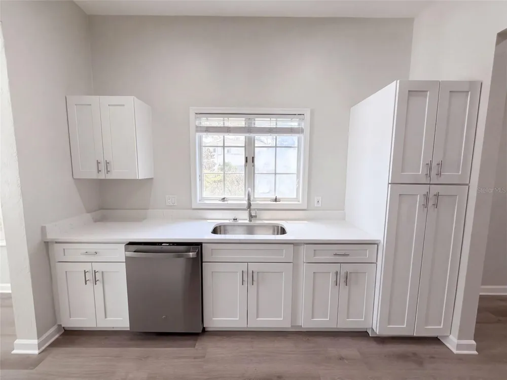 24 BAY POINTE DRIVE Ormond Beach, FL 32174
