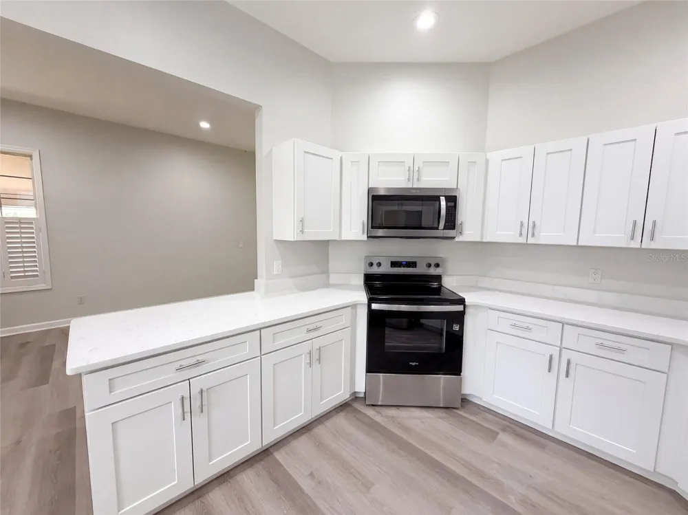 24 BAY POINTE DRIVE Ormond Beach, FL 32174