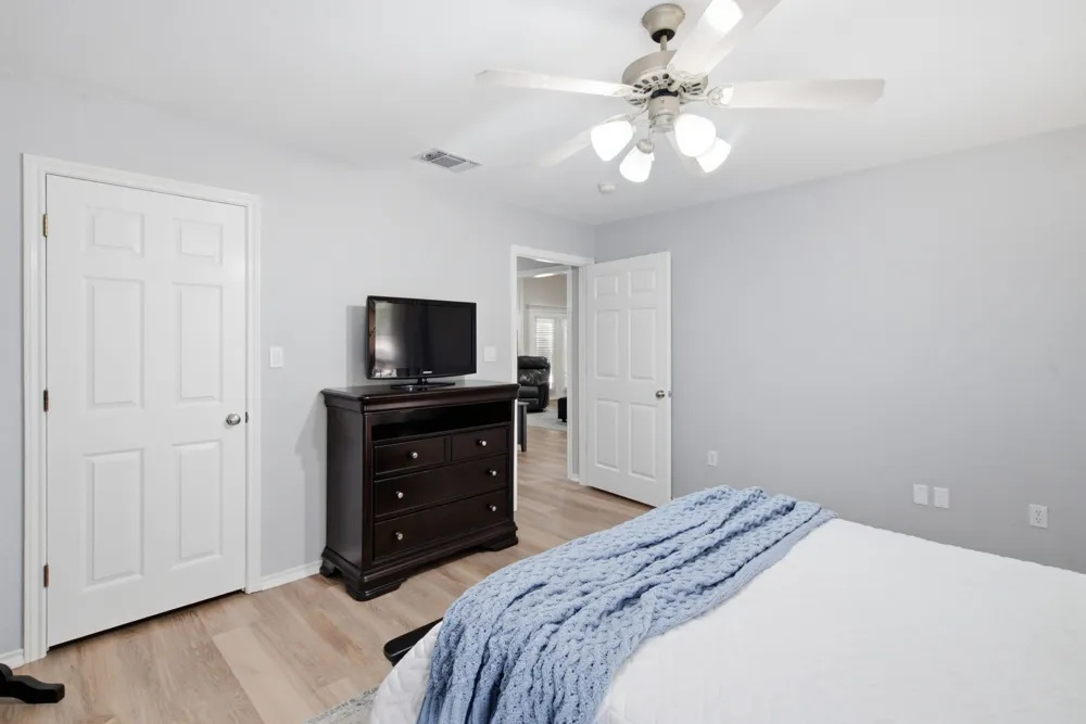 834 Cougar Road Lipan, TX 76462