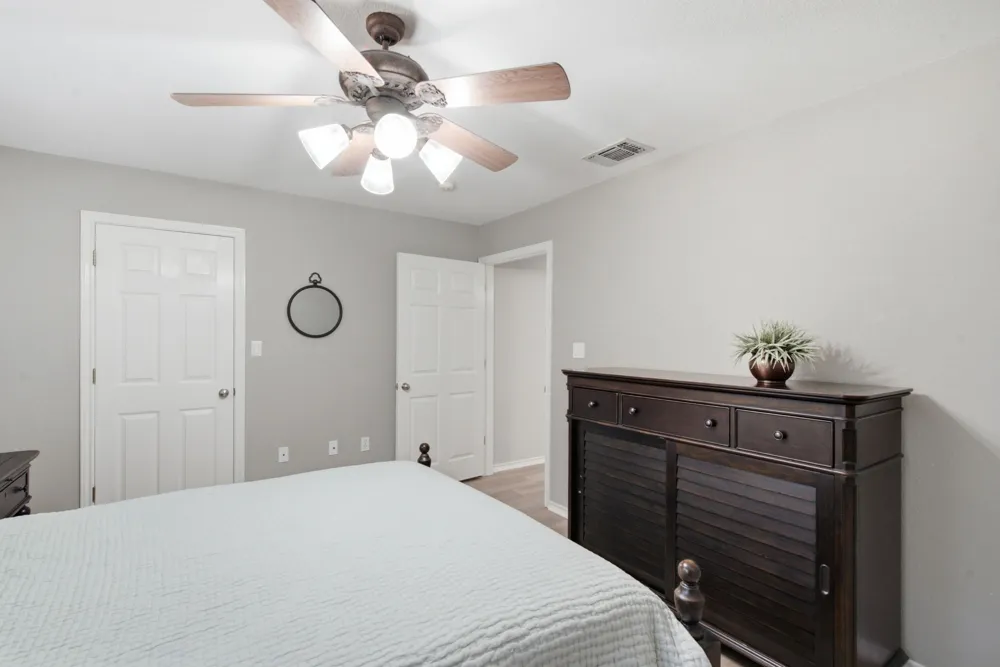 834 Cougar Road Lipan, TX 76462