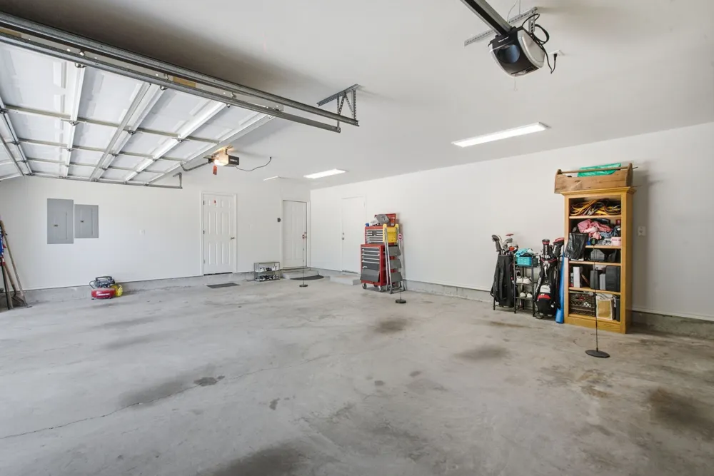 834 Cougar Road Lipan, TX 76462