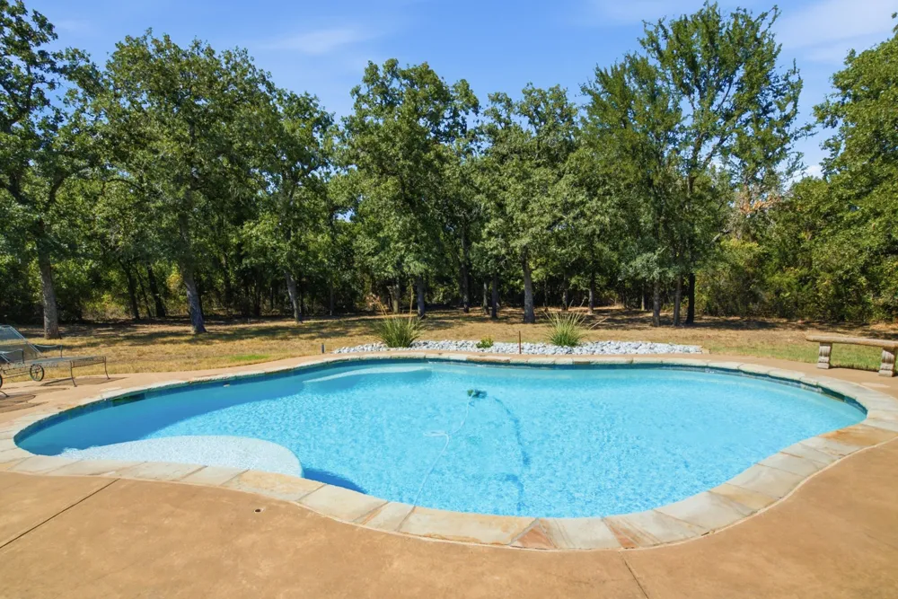 834 Cougar Road Lipan, TX 76462