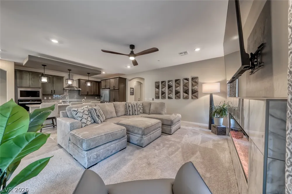 259 Sun Glaze Avenue Henderson, NV 89011