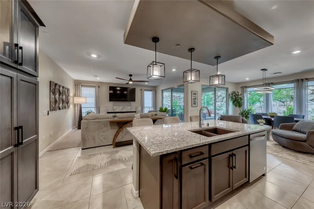 259 Sun Glaze Avenue Henderson, NV 89011