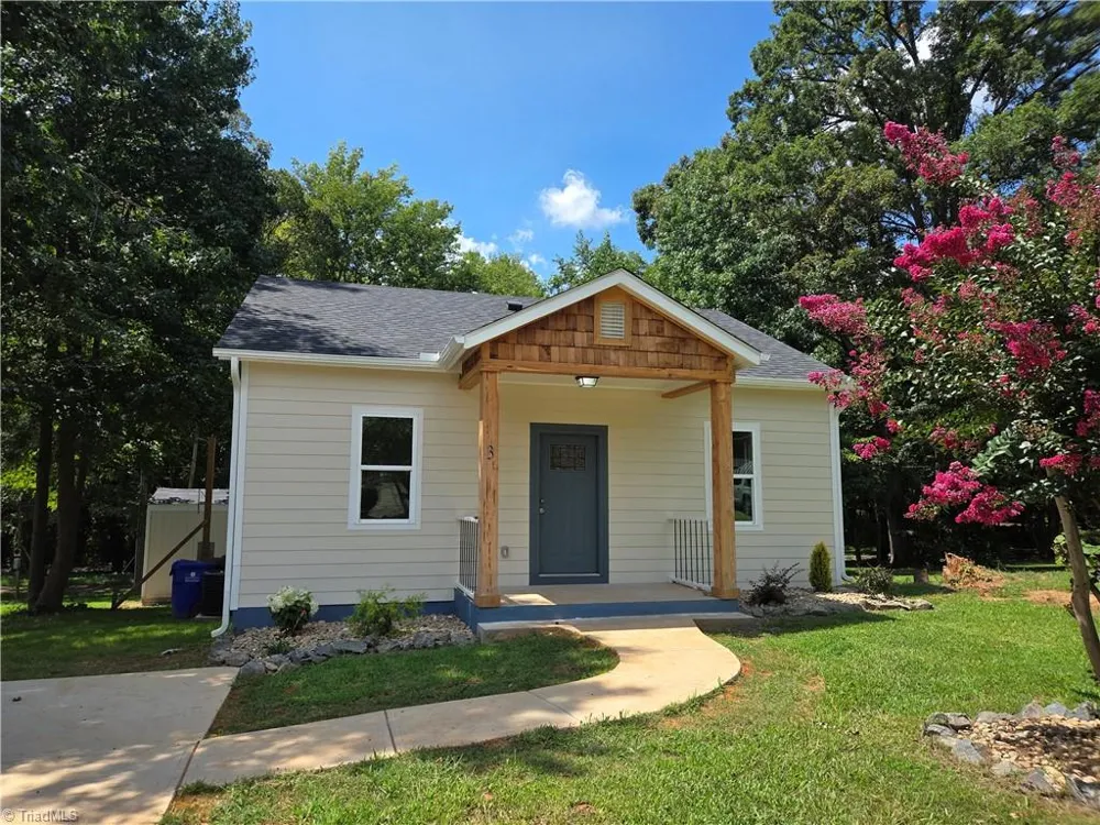 3 HAMES STREET Lexington, NC 27295