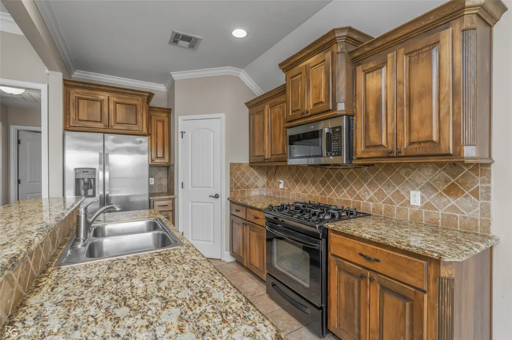 1960 Wild Iris Bossier City, LA 71112