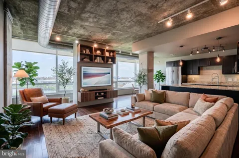 1200 STEUART STREET #614