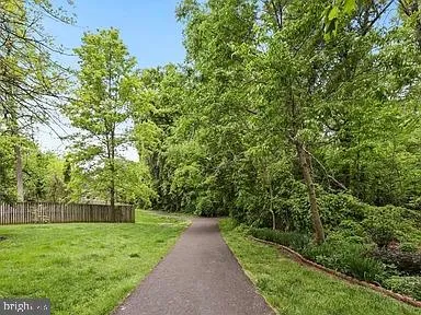8272 JAKE PLACE Alexandria, VA 22309
