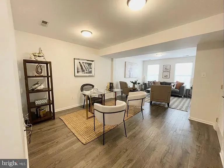 8272 JAKE PLACE Alexandria, VA 22309