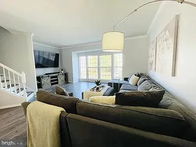 8272 JAKE PLACE Alexandria, VA 22309