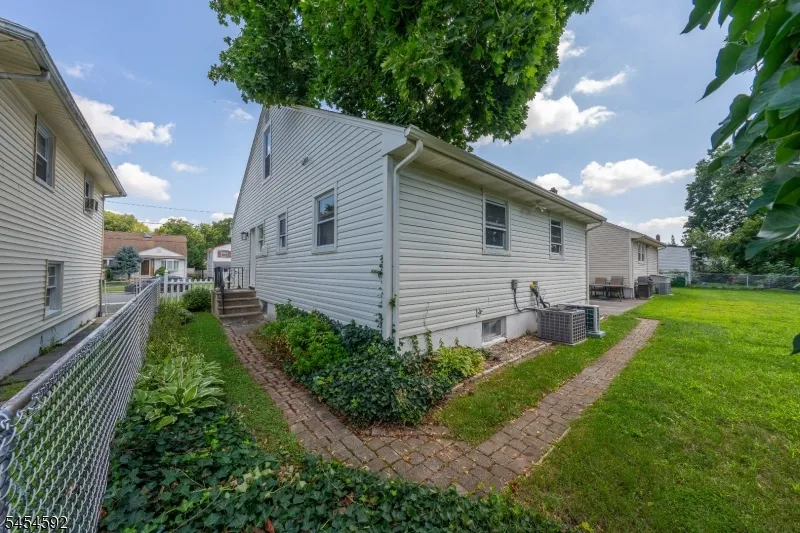 791 Andover Rd Union, NJ 07083