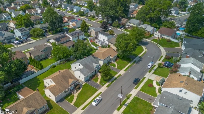 791 Andover Rd Union, NJ 07083